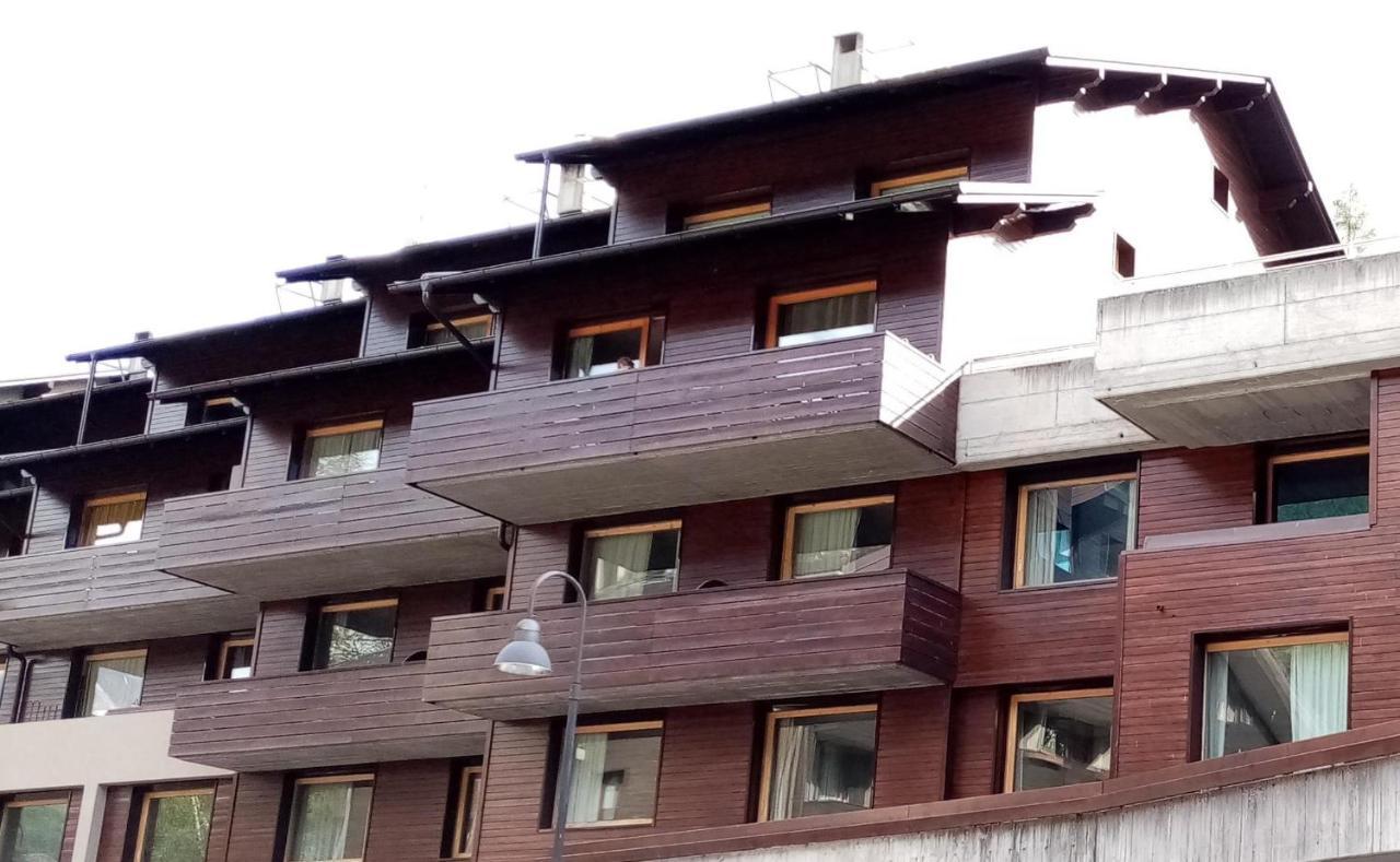 Comodo Alloggio Con Accesso Diretto Alle Piste Santa Caterina Valfurva Zewnętrze zdjęcie
