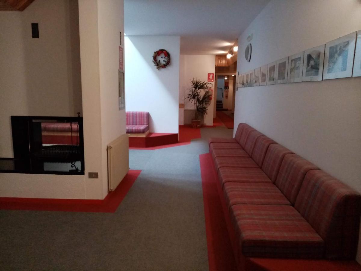 Comodo Alloggio Con Accesso Diretto Alle Piste Santa Caterina Valfurva Zewnętrze zdjęcie