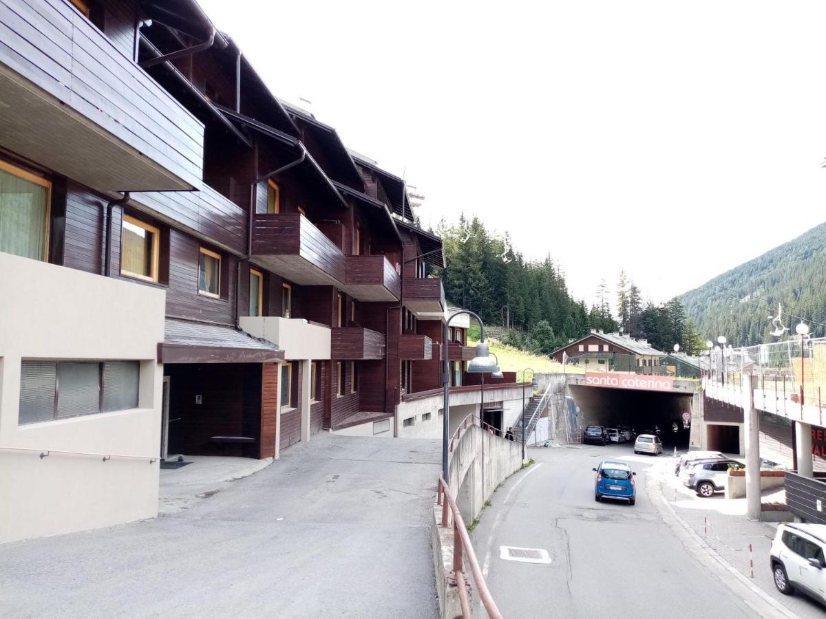 Comodo Alloggio Con Accesso Diretto Alle Piste Santa Caterina Valfurva Zewnętrze zdjęcie