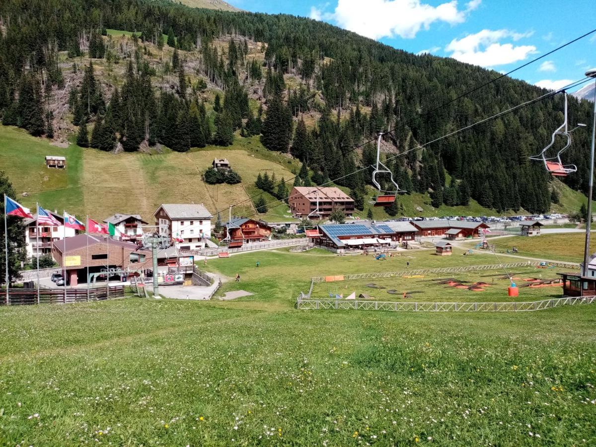 Comodo Alloggio Con Accesso Diretto Alle Piste Santa Caterina Valfurva Zewnętrze zdjęcie